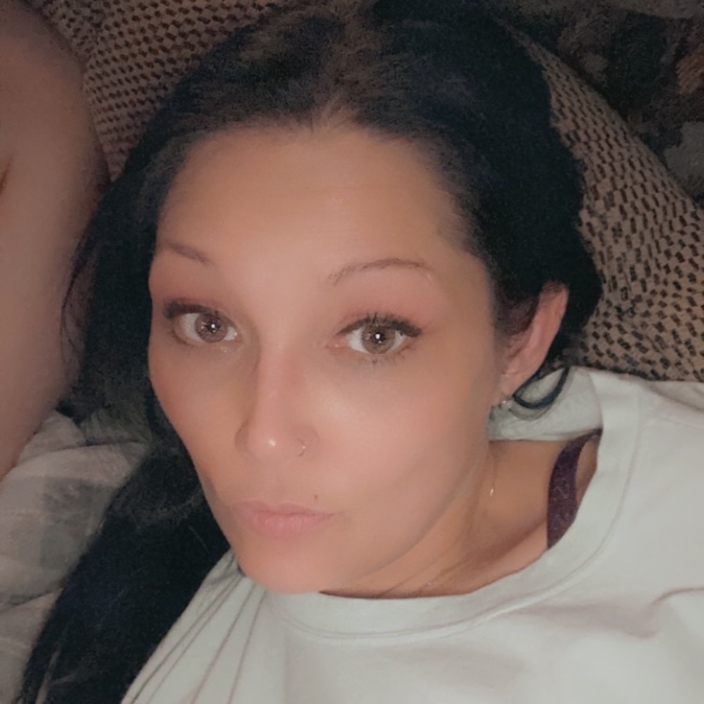 Meet your Posher, Niki